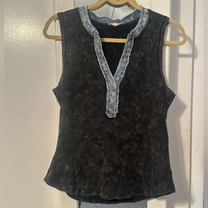 Sleeveless Black Distressed Top